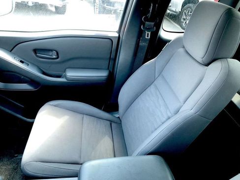 Used 2022 Nissan Frontier S RWD image 30