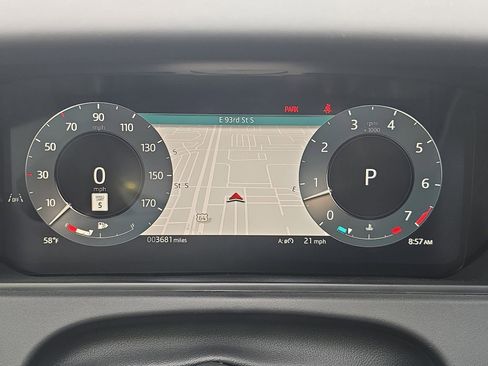 Used 2026 Land Rover Range Rover Velar Dynamic SE AWD/4WD image 19