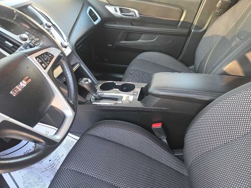 Used 2017 GMC Terrain SLE w/ Convenience Package AWD/4WD image 28