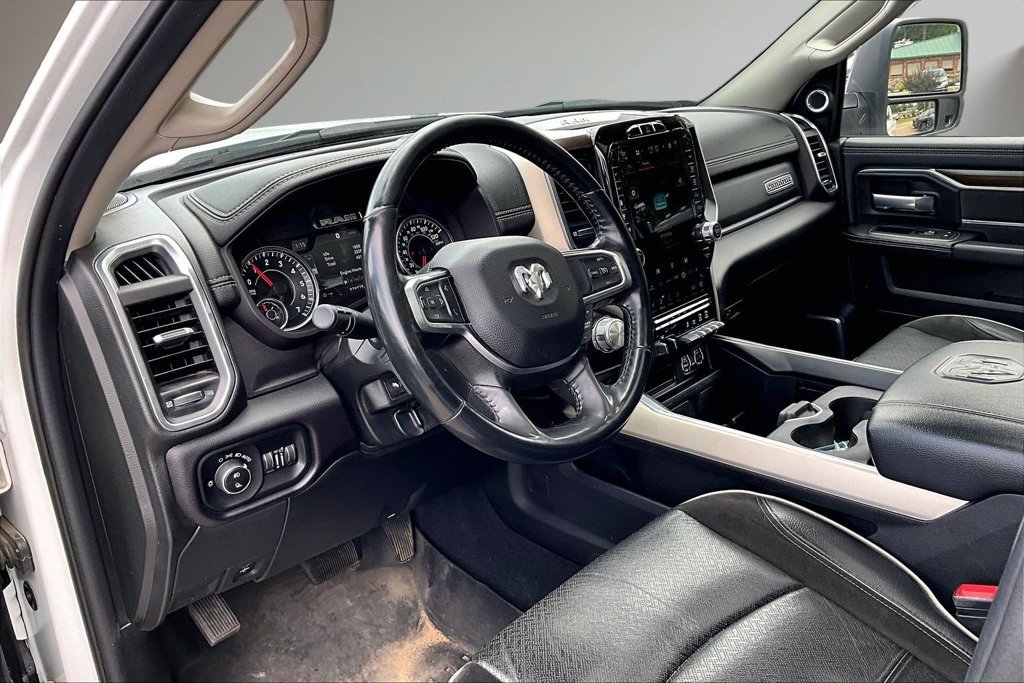 Used 2023 RAM 3500 Laramie AWD/4WD image 18