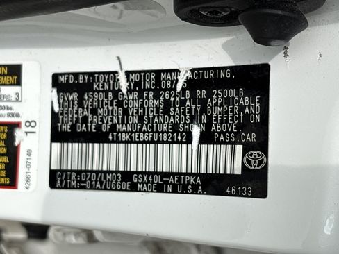 Used 2015 Toyota Avalon Limited FWD image 35