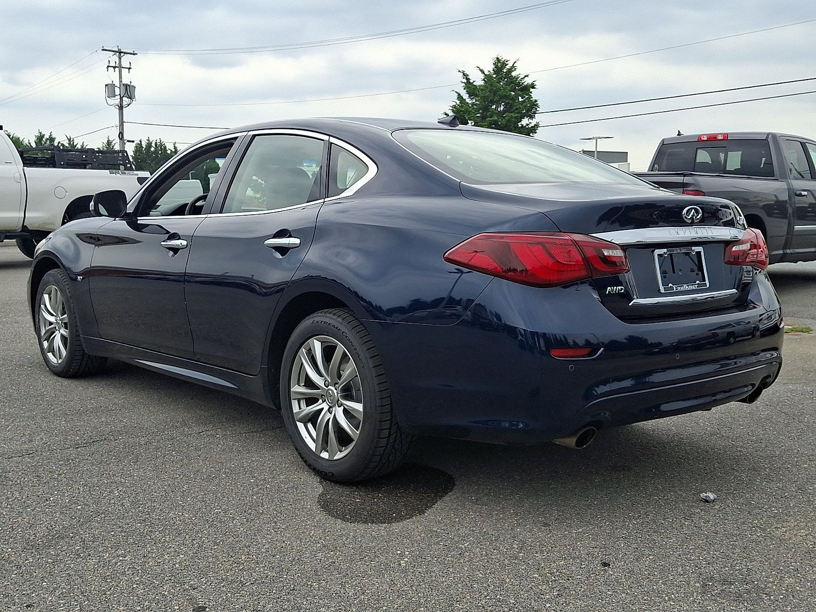 Used 2015 INFINITI Q70 3.7 AWD/4WD image 8