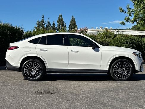 New 2026 Mercedes-Benz GLC 300 4MATIC image 2