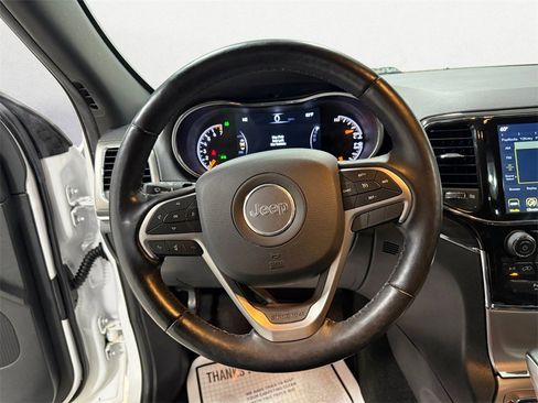 Used 2021 Jeep Grand Cherokee Limited image 12