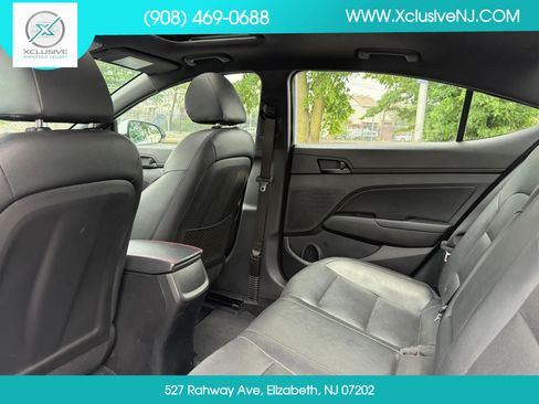 Used 2018 Hyundai Elantra Sport FWD image 28
