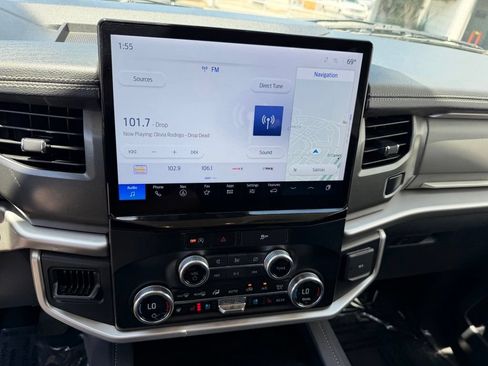 Used 2024 Ford Expedition XLT RWD image 22