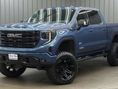 Used 2026 GMC Sierra 1500 Elevation w/ Elevation Premium Package