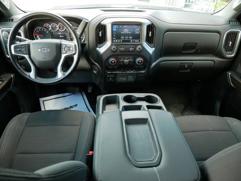 Used 2022 Chevrolet Silverado 1500 RST image 11