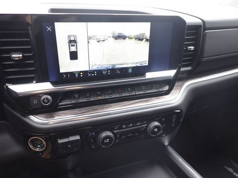 Used 2025 Chevrolet Silverado 2500 LTZ w/ Trail Boss Package AWD/4WD image 15
