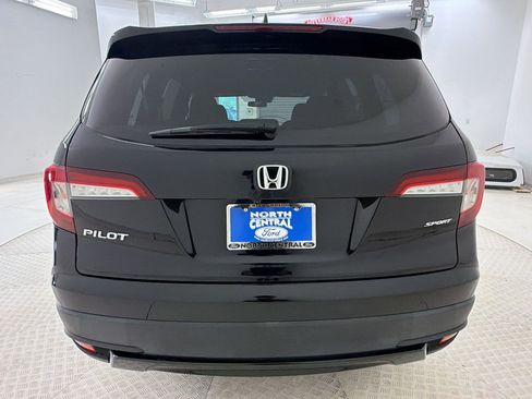 Used 2022 Honda Pilot Sport image 10