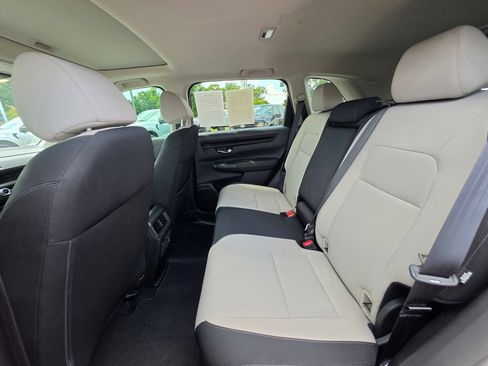 Used 2024 Honda CR-V EX image 12