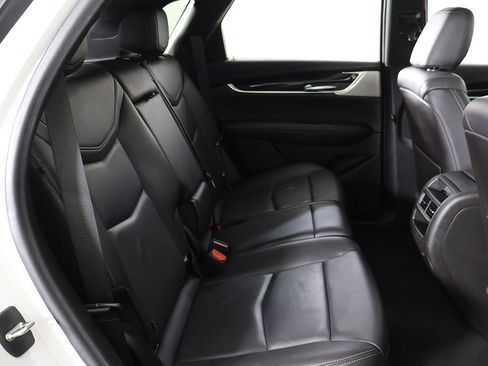Used 2023 Cadillac XT5 Premium Luxury AWD/4WD image 40