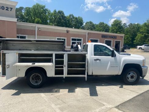 Used 2013 Chevrolet Silverado 3500 W/T image 13
