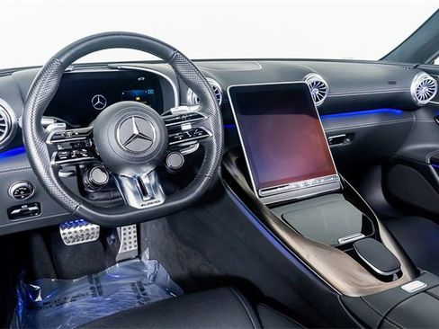 Used 2022 Mercedes-Benz SL 63 AMG 4MATIC w/ AMG Aerodynamic Package image 2