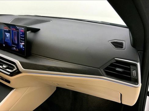 Certified 2023 BMW i4 eDrive35 RWD image 23