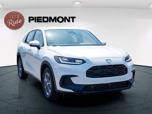 New 2026 Honda HR-V LX image 1