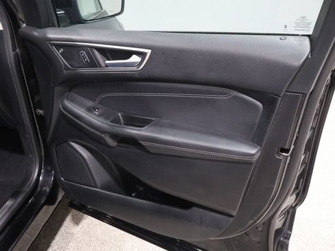 Used 2024 Ford Edge Titanium w/ Equipment Group 301A AWD/4WD image 23