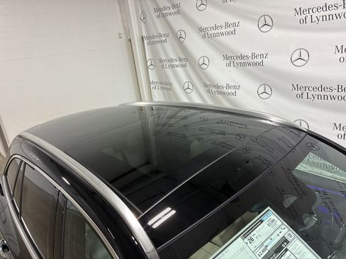 New 2026 Mercedes-Benz GLC 300 4MATIC image 18