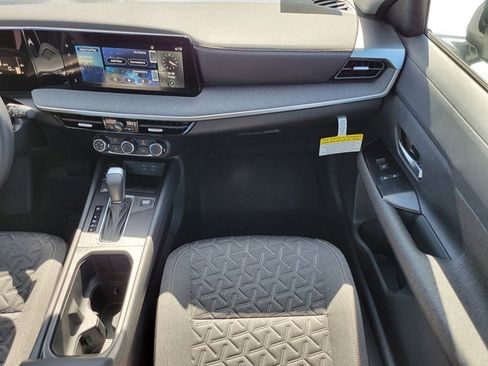 New 2025 Nissan Kicks SV image 15