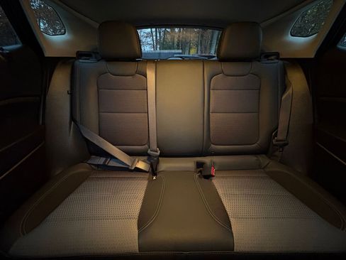 Used 2025 Chevrolet Trax LT image 36