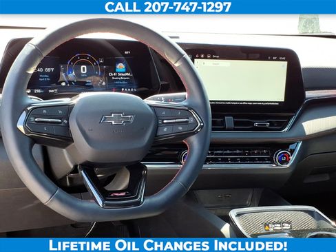 Used 2025 Chevrolet Equinox RS w/ Safety and Technology Package AWD/4WD image 16