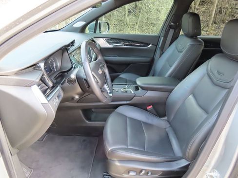 Certified 2024 Cadillac XT6 Premium Luxury AWD/4WD image 27