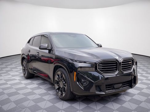 Used 2023 BMW XM AWD/4WD image 6