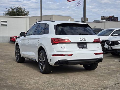 Certified 2024 Audi Q5 2.0T Premium w/ Summer of Audi Package image 8