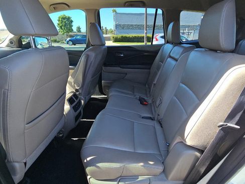 Used 2017 Honda Pilot EX-L image 13