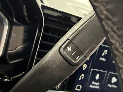 Used 2025 GMC Sierra 1500 SLT image 43