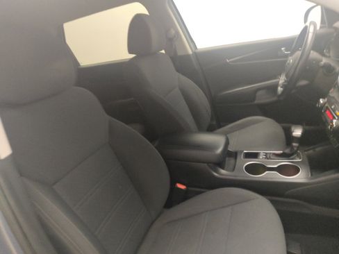 Used 2020 Kia Sorento S AWD/4WD image 21