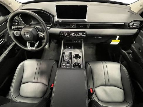 New 2026 Honda Pilot Touring image 16
