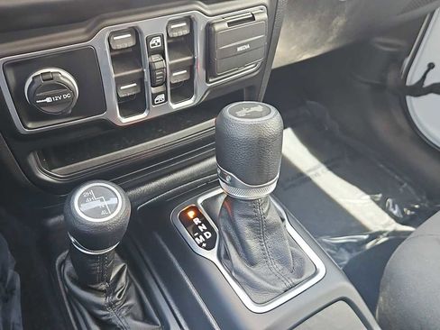 Used 2021 Jeep Wrangler Unlimited Sport AWD/4WD image 21