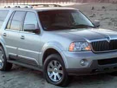 Used 2004 Lincoln Navigator 4WD
