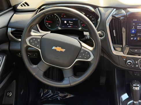 Used 2020 Chevrolet Traverse Premier w/ LPO, Blackout Package FWD image 13