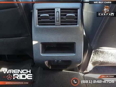 Used 2022 Mitsubishi Outlander SE image 31