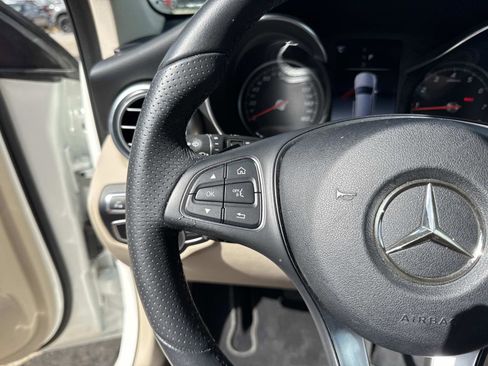 Used 2018 Mercedes-Benz GLC 300 image 23