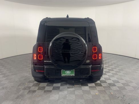 Used 2022 Land Rover Defender 110 XS Edition image 11