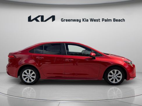 Used 2020 Toyota Corolla LE FWD image 8