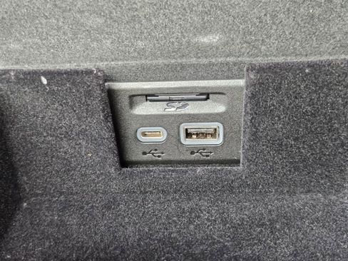 Used 2023 Cadillac XT5 Premium Luxury image 30