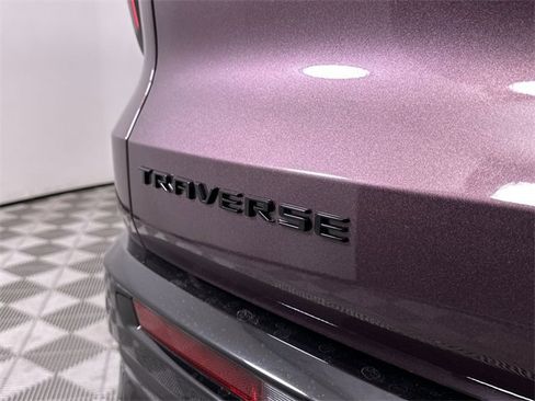 New 2026 Chevrolet Traverse RS w/ LPO, Floor Liner Package image 32