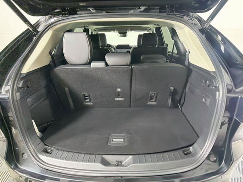 Used 2024 MAZDA CX-90 Plug-In Hybrid w/ Preferred AWD/4WD image 31