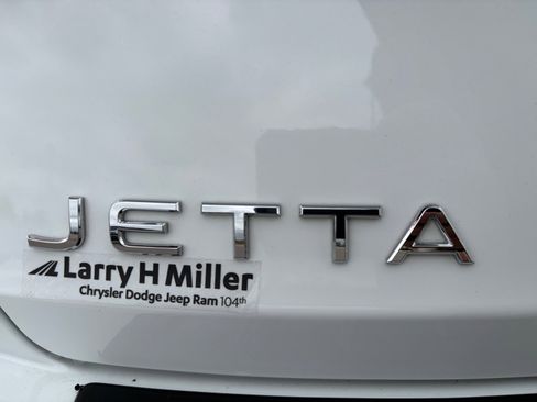 Used 2024 Volkswagen Jetta Sport FWD image 21