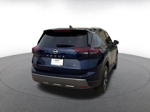 Used 2026 Nissan Rogue SL FWD image 15