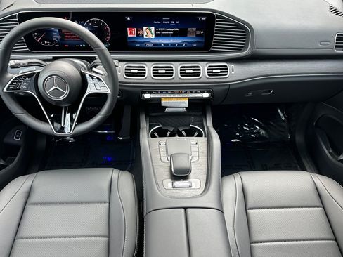 New 2026 Mercedes-Benz GLS 450 4MATIC image 12