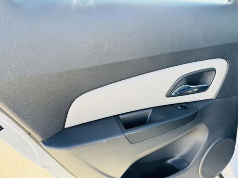 Used 2012 Chevrolet Cruze LS w/ Connectivity Package image 17