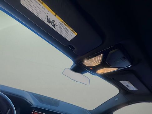 Used 2021 BMW X5 M50i w/ Premium Package image 16