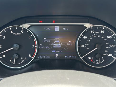 Used 2025 Nissan Altima 2.5 SV w/ SV Premium Package FWD image 24