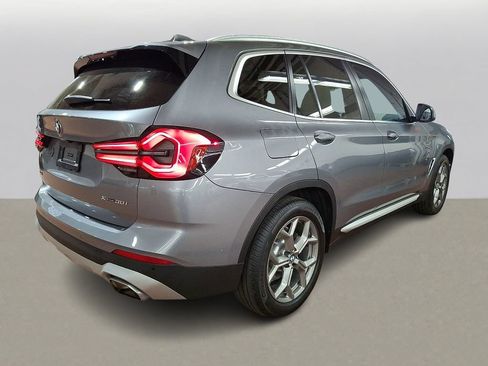 Used 2024 BMW X3 xDrive30i w/ Convenience Package AWD/4WD image 4