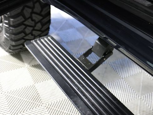 Used 2021 RAM 1500 Laramie w/ Laramie Southwest Edition RWD image 16